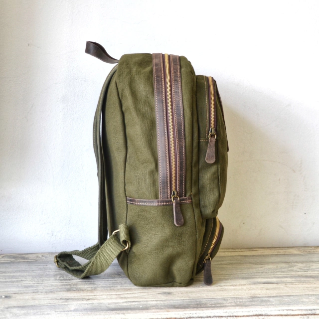 Mochila de lona y cuero, foto 2 de 9