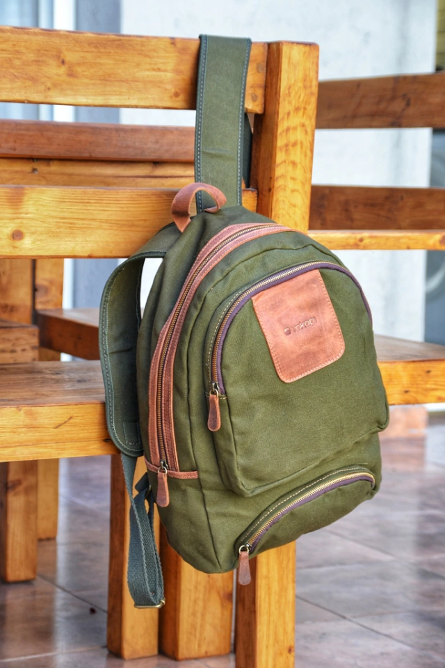 Mochila de lona y cuero, foto 3 de 9