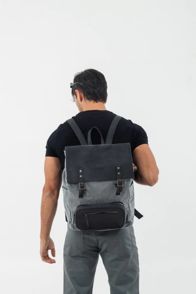 Mochila Montecarlo - Jean y cuero, foto 2 de 10