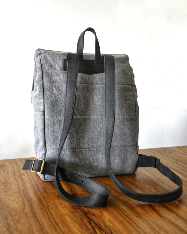 Mochila Montecarlo - Jean y cuero, foto 7 de 10